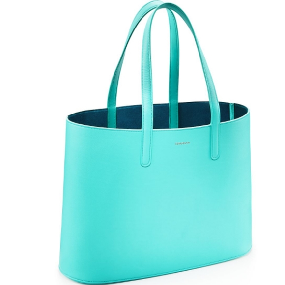 Shopper tote in Tiffany Blue® grain leather - Picture 10 of 11